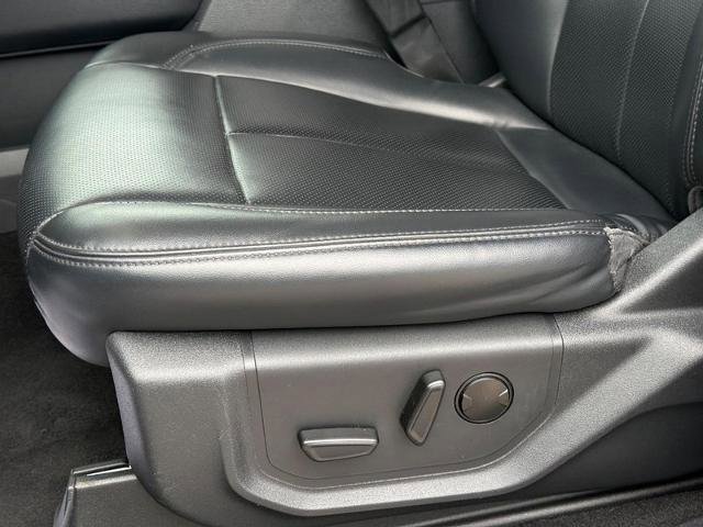 Certified 2024 Ford Expedition XLT RWD image 25