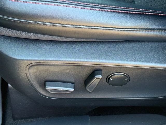 Certified 2024 Ford Escape ST-Line w/ Tech Pack #1 AWD/4WD image 8