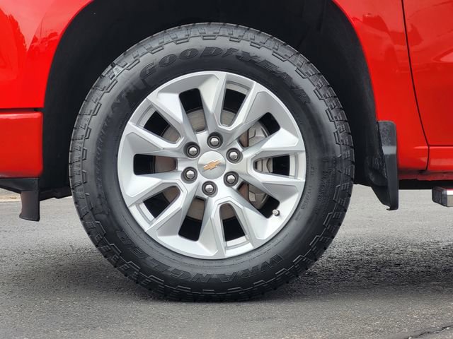 Used 2025 Chevrolet Silverado 1500 Custom RWD image 11