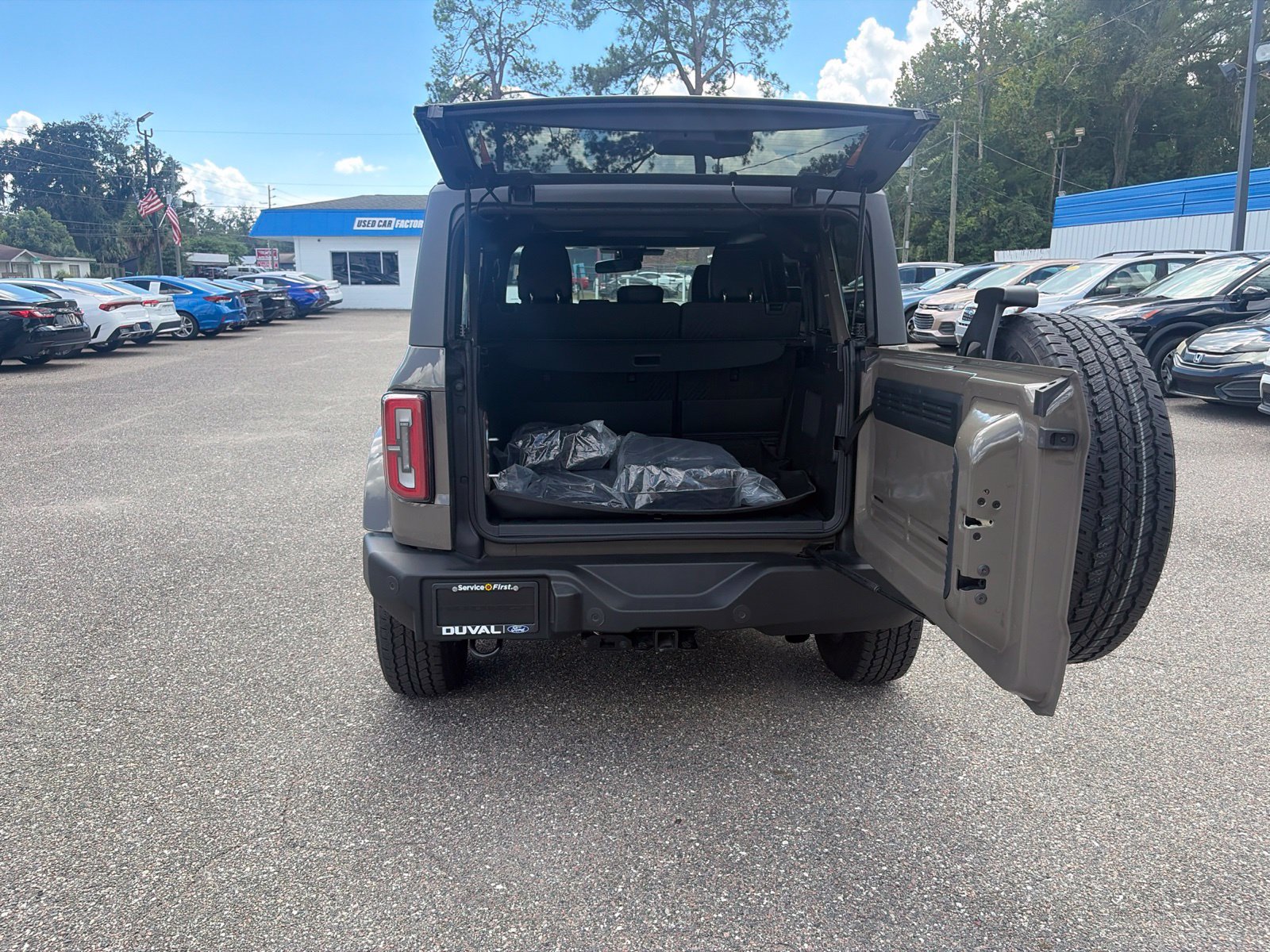 Certified 2025 Ford Bronco Outer Banks AWD/4WD image 9