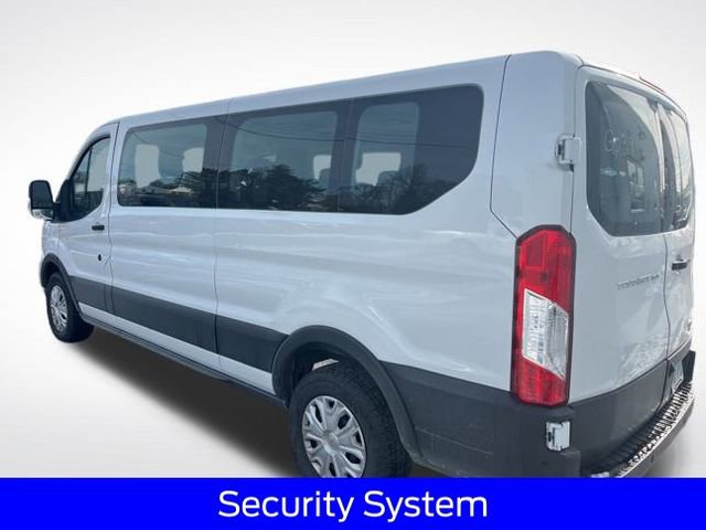 Certified 2022 Ford Transit 350 XLT image 4