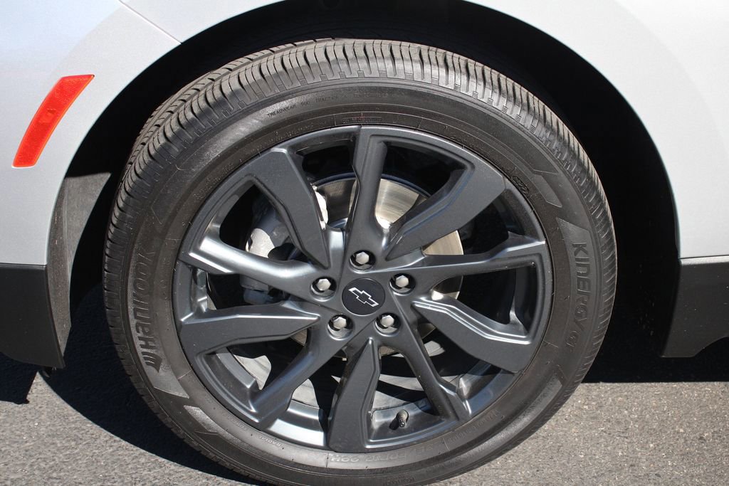 Used 2022 Chevrolet Equinox RS w/ Infotainment Package image 14