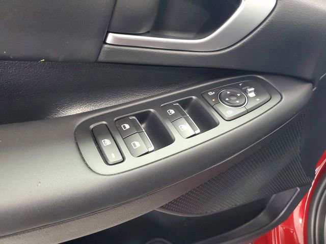 Used 2025 Hyundai Sonata SEL FWD image 12