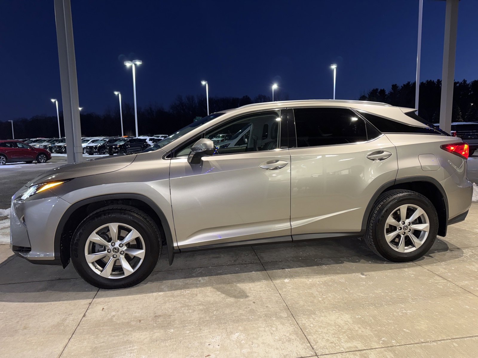 Used 2019 Lexus RX 350 AWD image 4