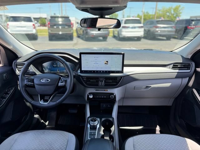 Certified 2023 Ford Escape Active w/ Tech Pack #2 FWD image 2