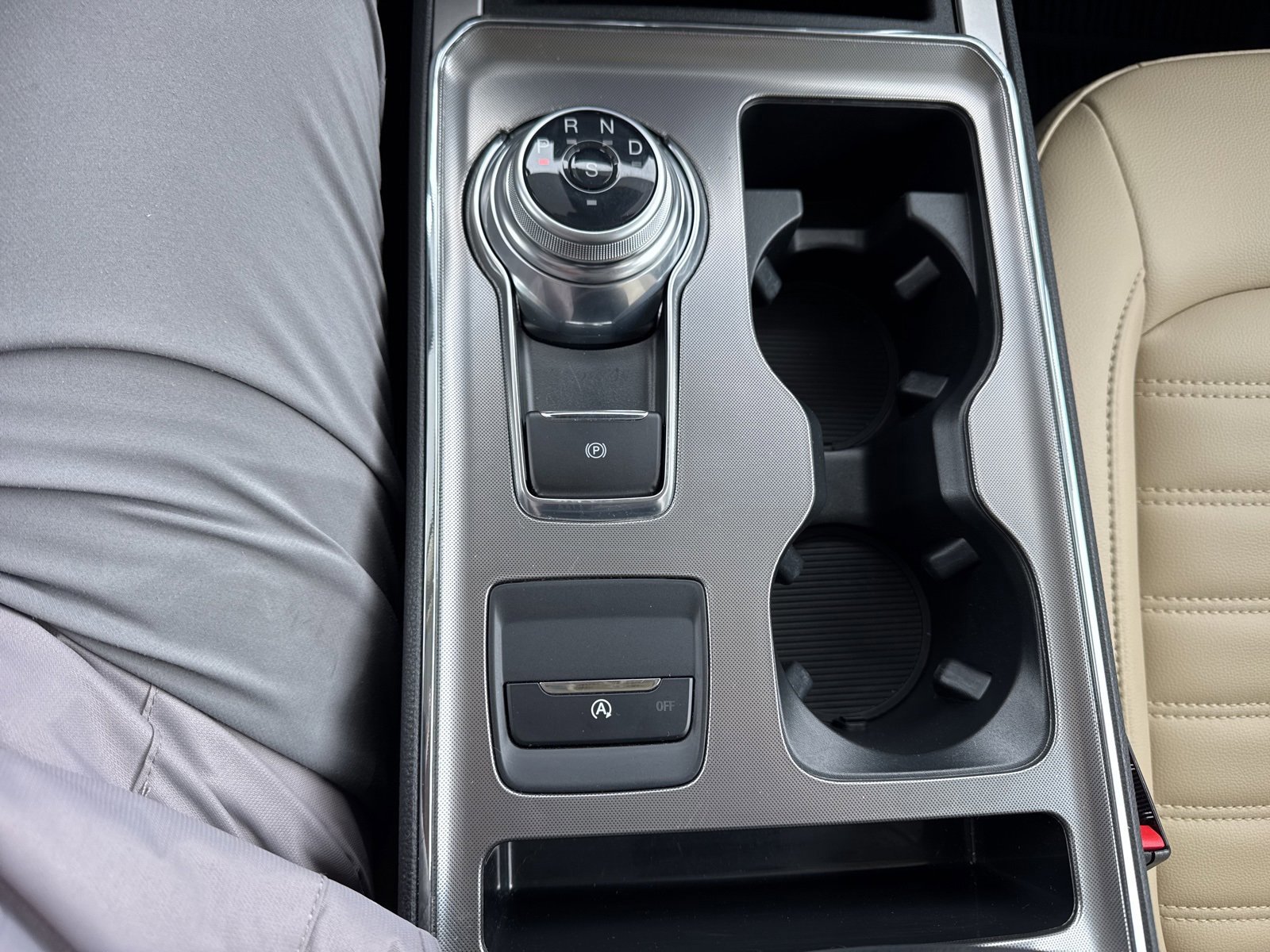 Certified 2022 Ford Edge SEL w/ Convenience Package image 36