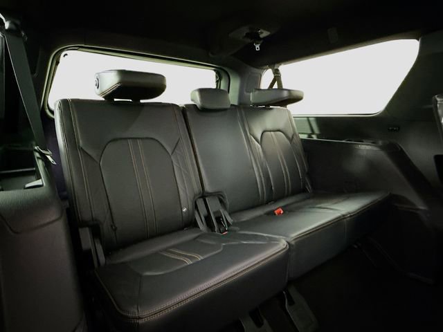 Certified 2024 Ford Expedition Max Platinum image 29