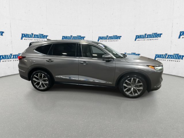 Used 2023 Acura MDX w/ Technology Package FWD image 13