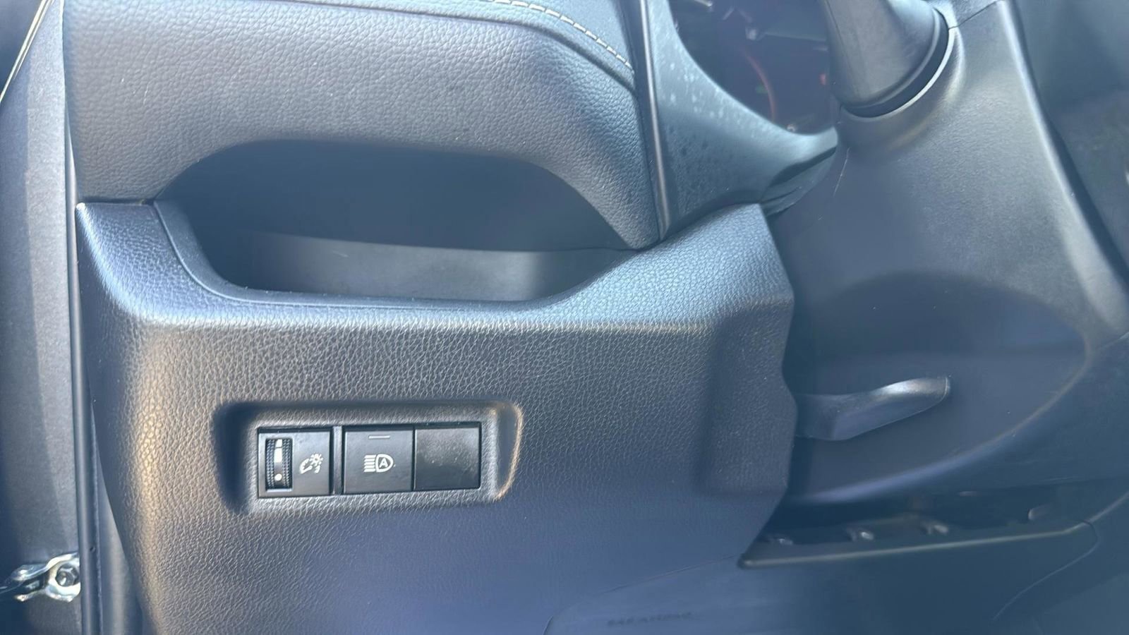 Used 2024 Toyota RAV4 LE image 18