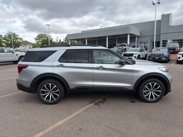 Certified 2020 Ford Explorer ST AWD/4WD image 6