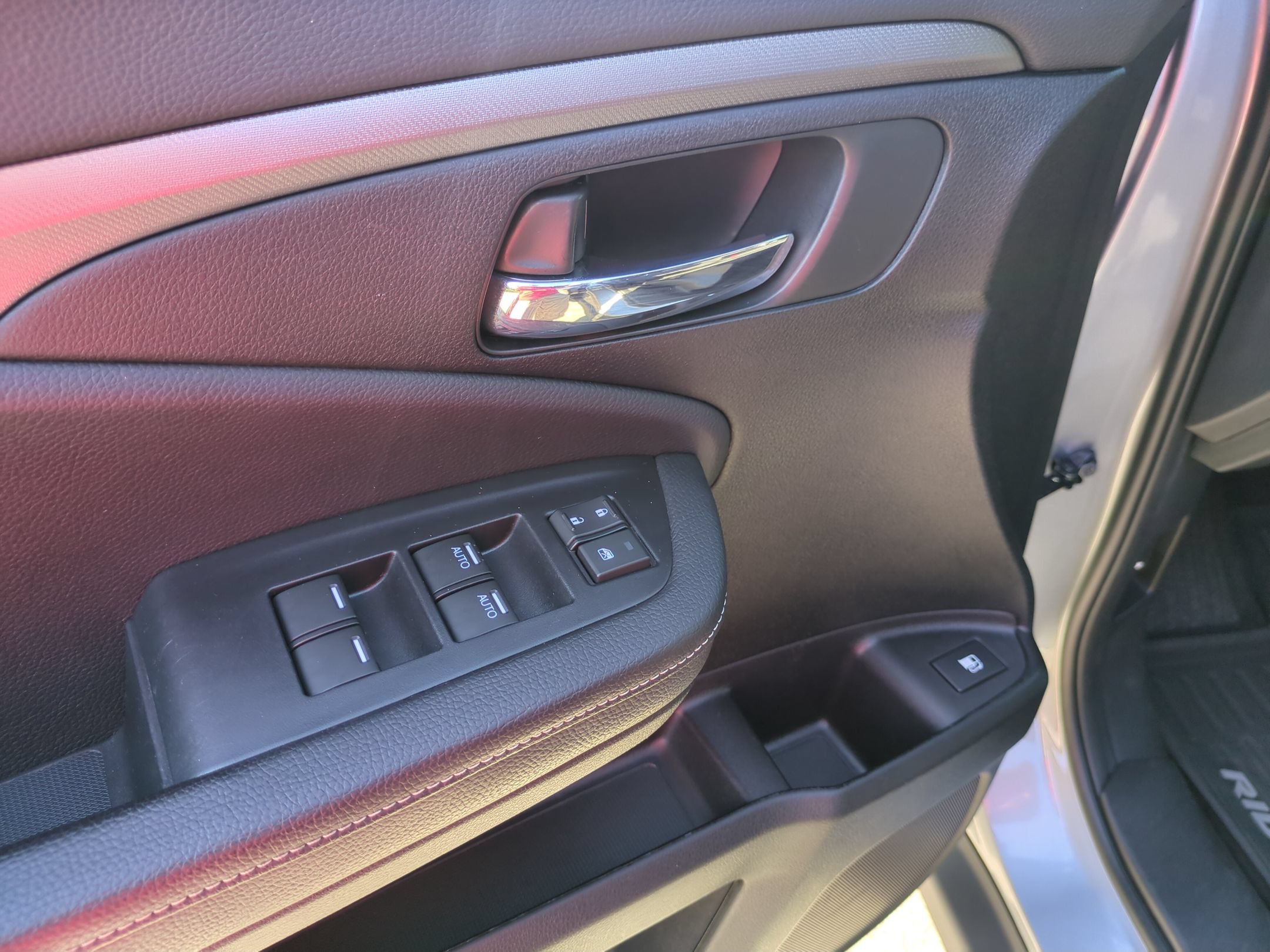Used 2021 Honda Ridgeline Sport image 15