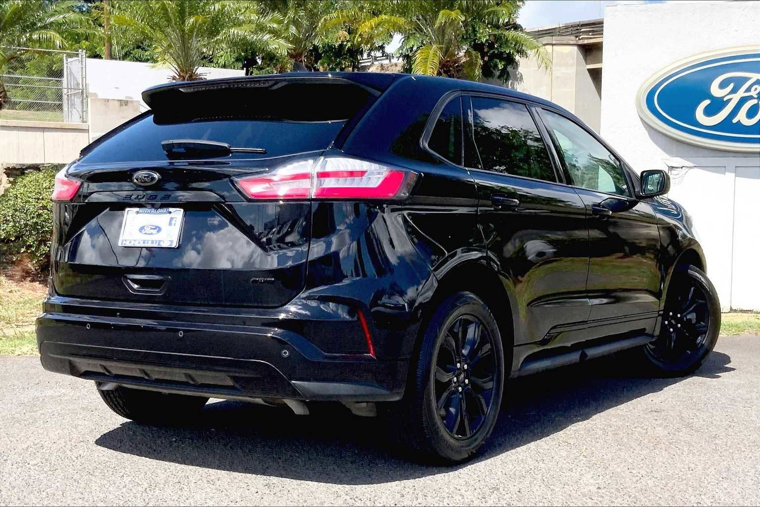 Certified 2022 Ford Edge SE w/ Black Appearance Package image 22