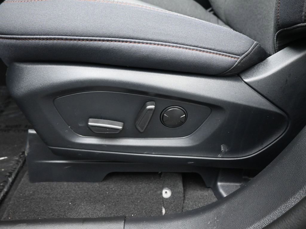 Certified 2025 Ford Explorer Active image 11