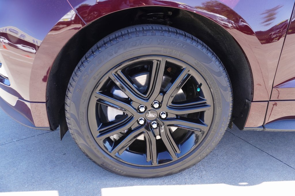 Certified 2023 Ford Edge ST-Line image 28