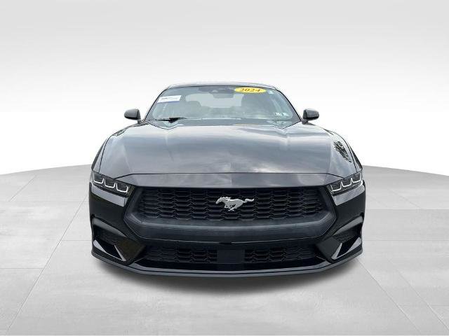 Certified 2024 Ford Mustang Coupe RWD image 9