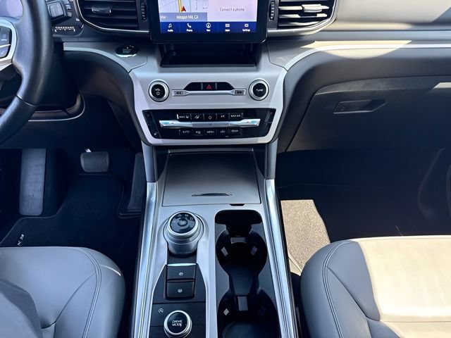 Certified 2021 Ford Explorer XLT w/ Equipment Group 202A AWD/4WD image 34