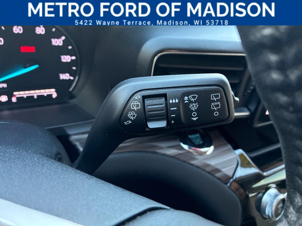 Certified 2022 Ford Explorer Limited w/ Hybrid Equipment Group 310A AWD/4WD image 29