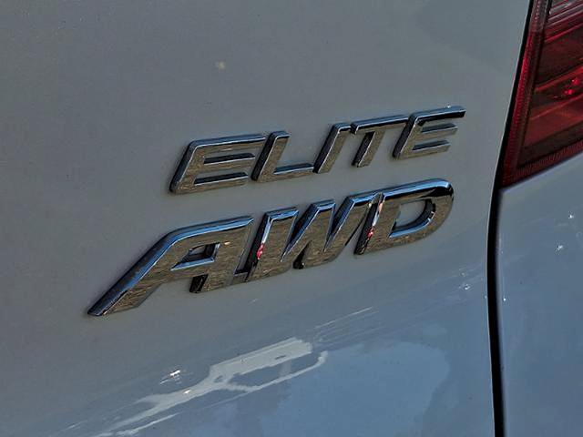 Used 2021 Honda Pilot Elite image 30