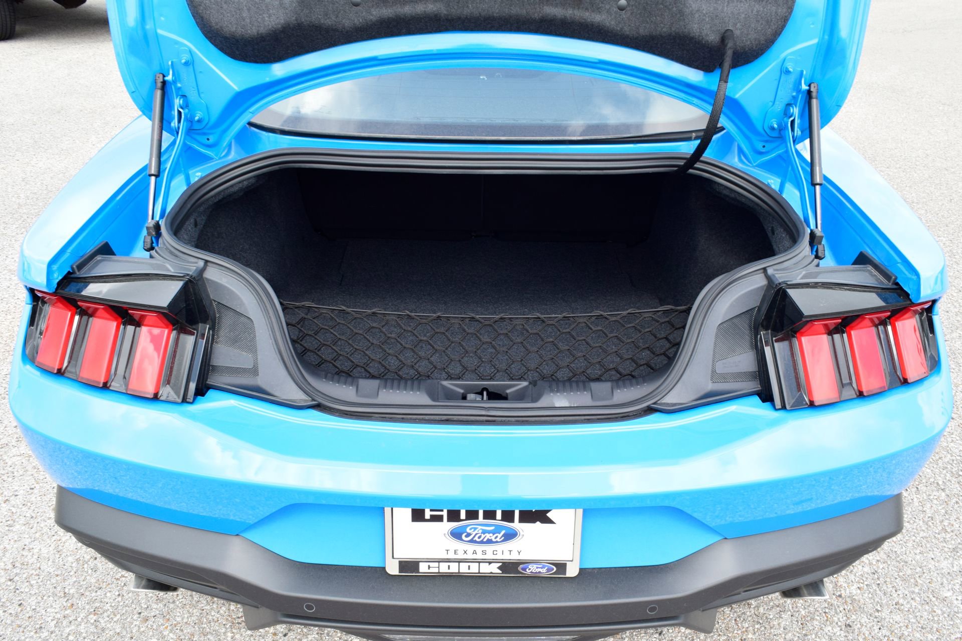 Certified 2025 Ford Mustang Coupe image 21