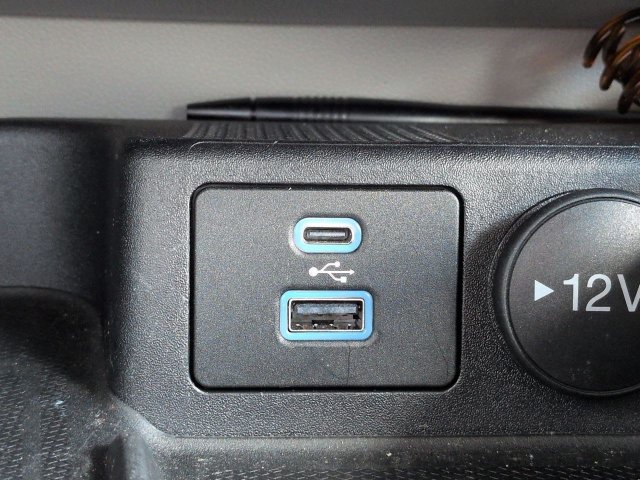 Certified 2023 Ford Escape Platinum AWD/4WD image 23