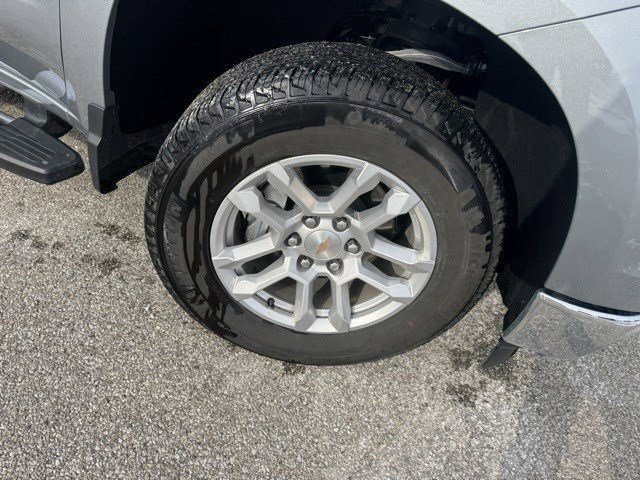 Used 2025 Chevrolet Silverado 1500 LT image 37