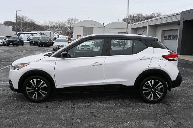 Used 2018 Nissan Kicks SV image 4