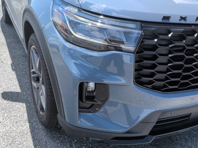 Certified 2025 Ford Explorer ST w/ Sun And Sound Package AWD/4WD image 10