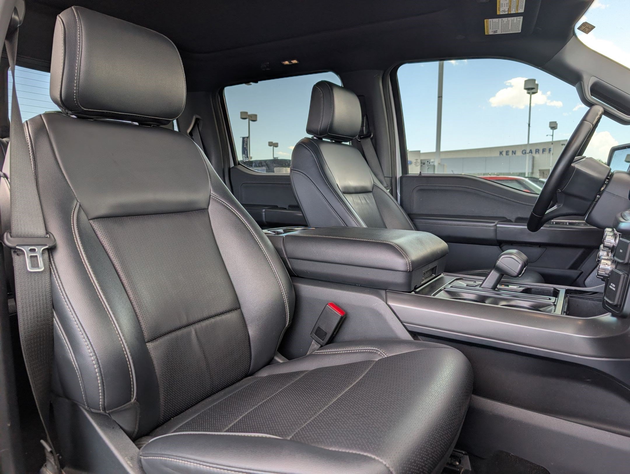 Certified 2025 Ford F150 Lariat AWD/4WD image 34