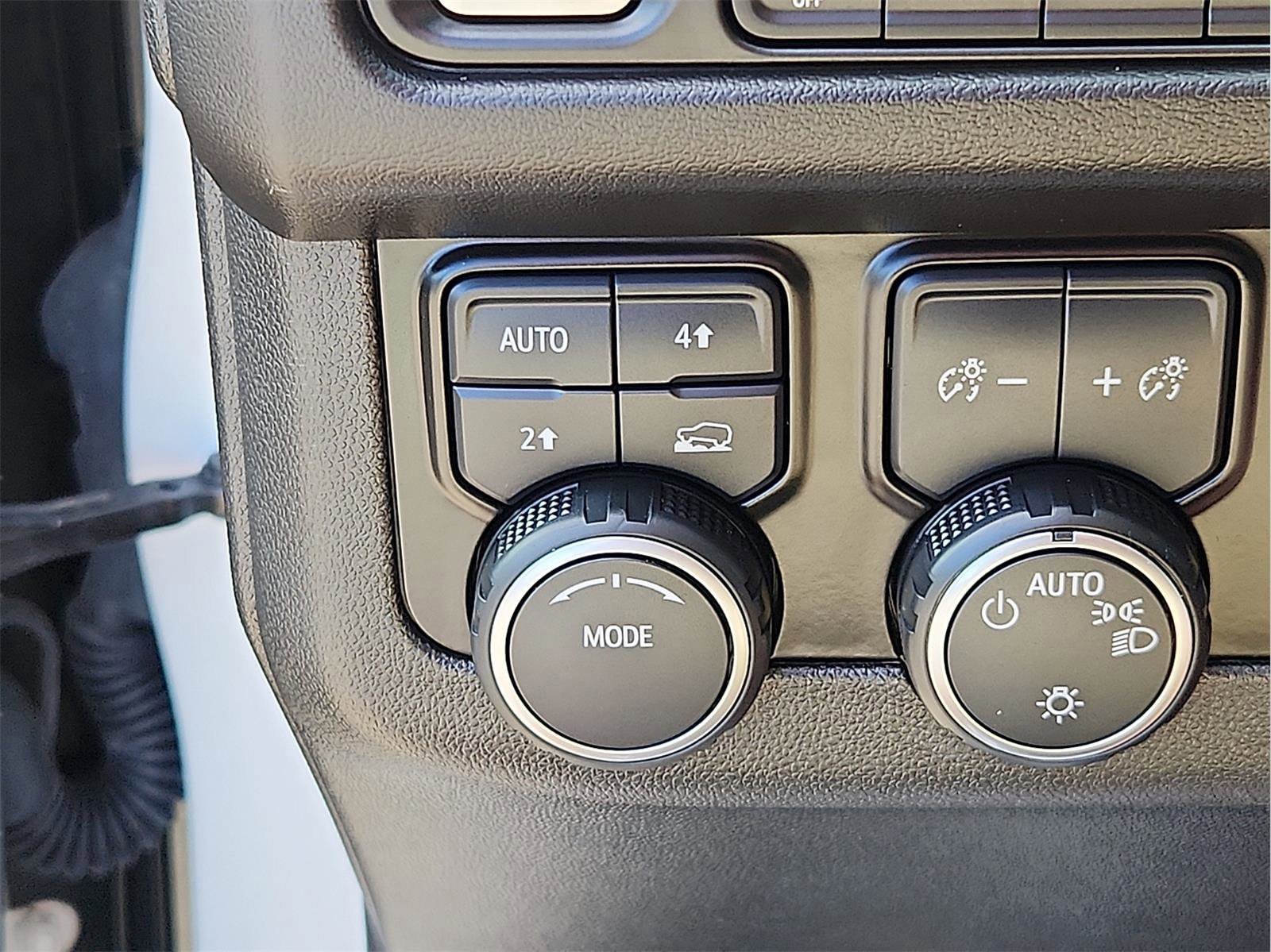 Used 2023 Chevrolet Tahoe RST image 19