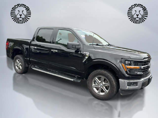 Certified 2025 Ford F150 XLT w/ Equipment Group 301A Standard AWD/4WD image 3