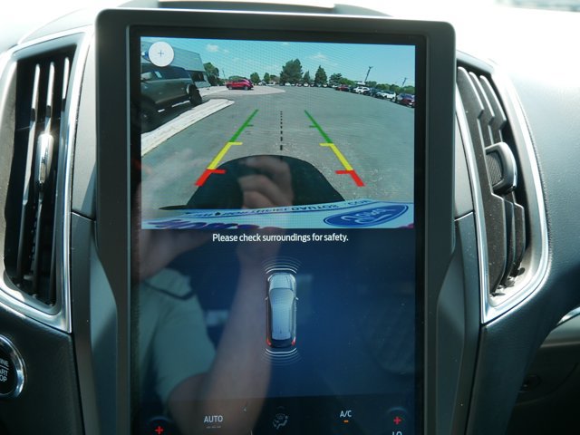Certified 2024 Ford Edge Titanium AWD/4WD image 23