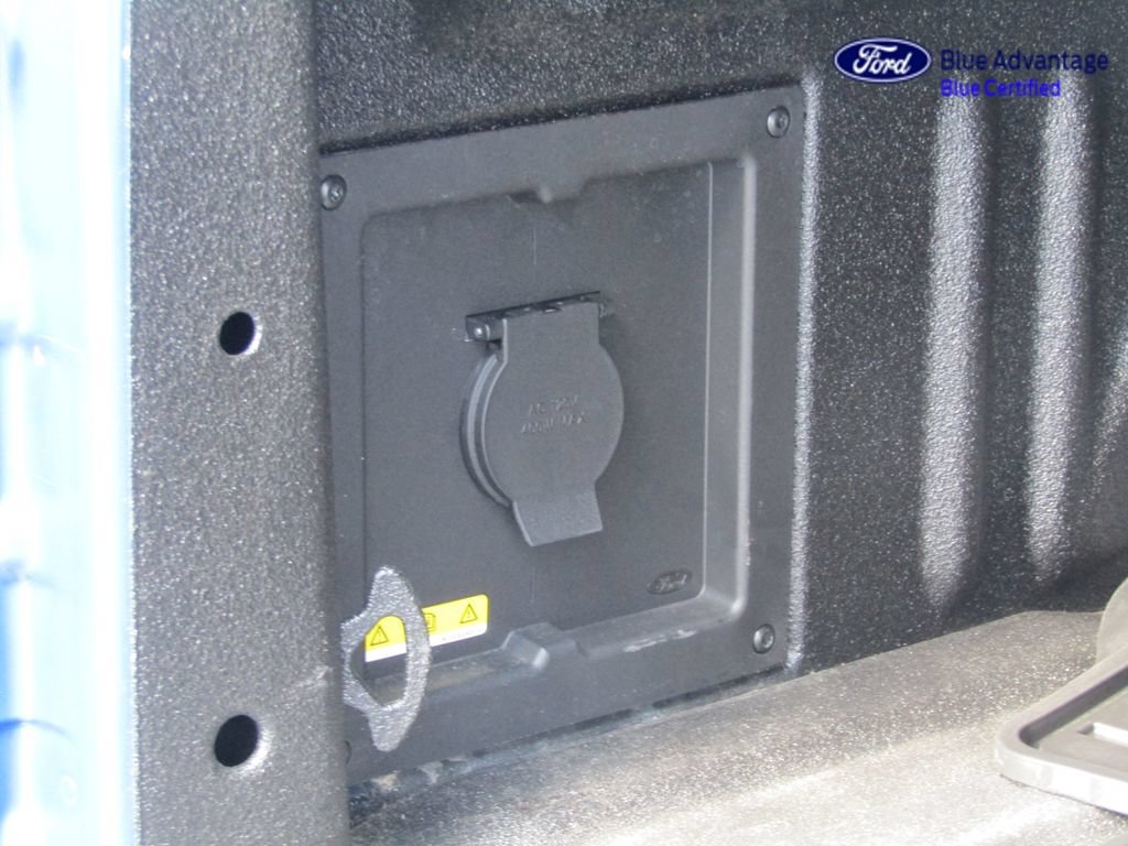 Certified 2025 Ford F150 XLT w/ Equipment Group 303A High AWD/4WD image 9