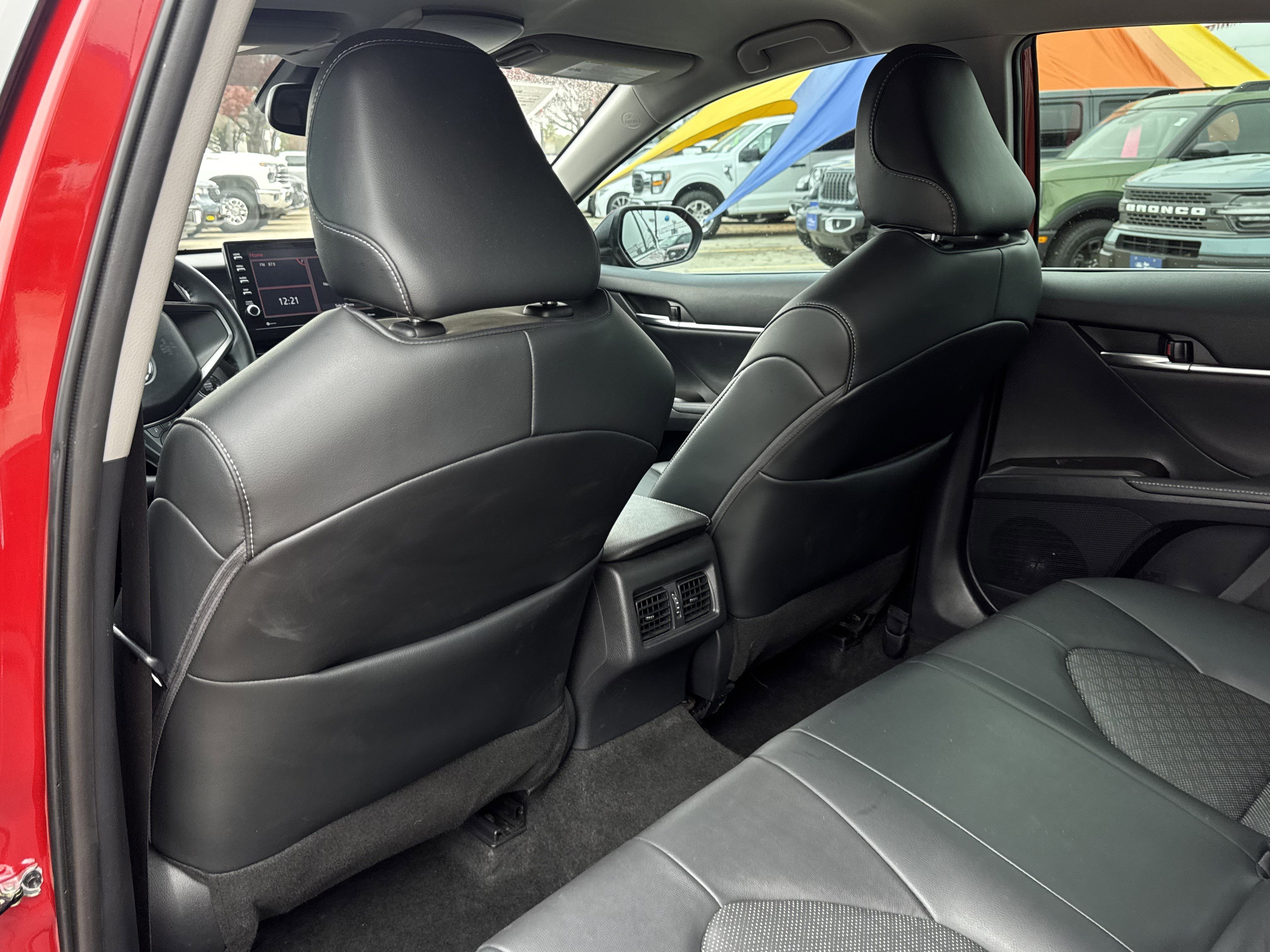 Used 2022 Toyota Camry XSE image 11