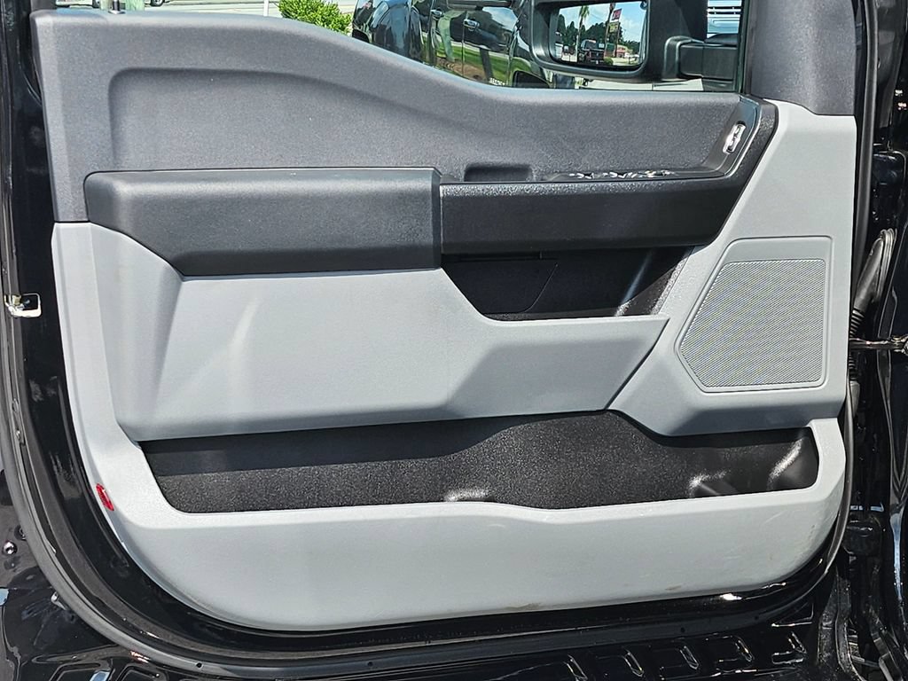 Certified 2026 Ford F250 XL w/ XL Chrome Package AWD/4WD image 32