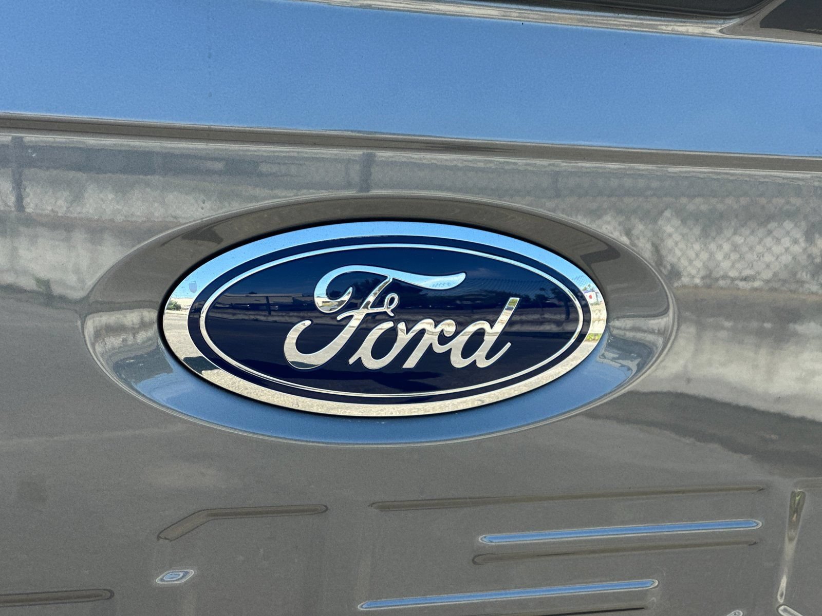 Certified 2023 Ford F150 Lariat w/ Trailer Tow Package AWD/4WD image 37