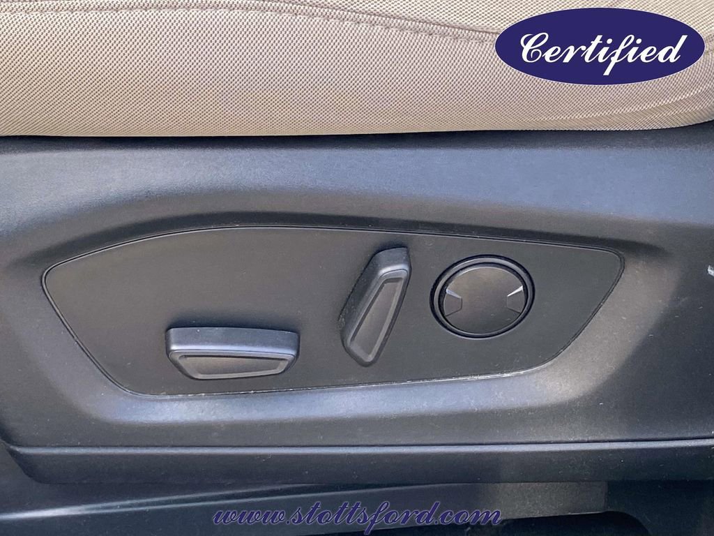 Certified 2022 Ford Explorer XLT RWD image 16
