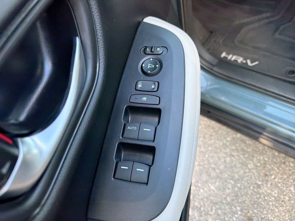 Used 2026 Honda HR-V LX image 21