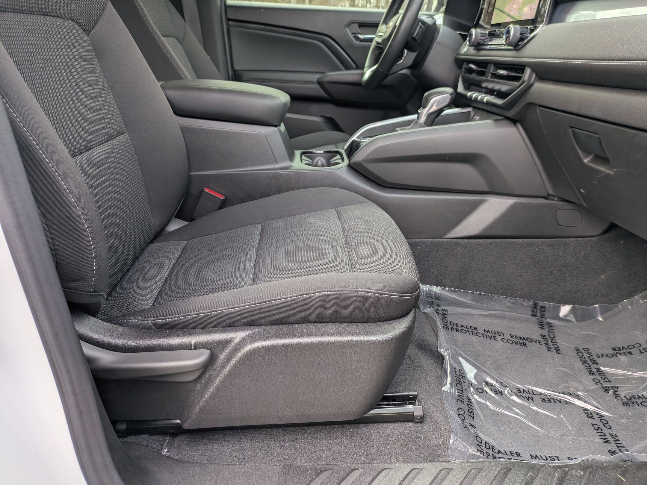 Used 2023 Chevrolet Colorado LT image 36