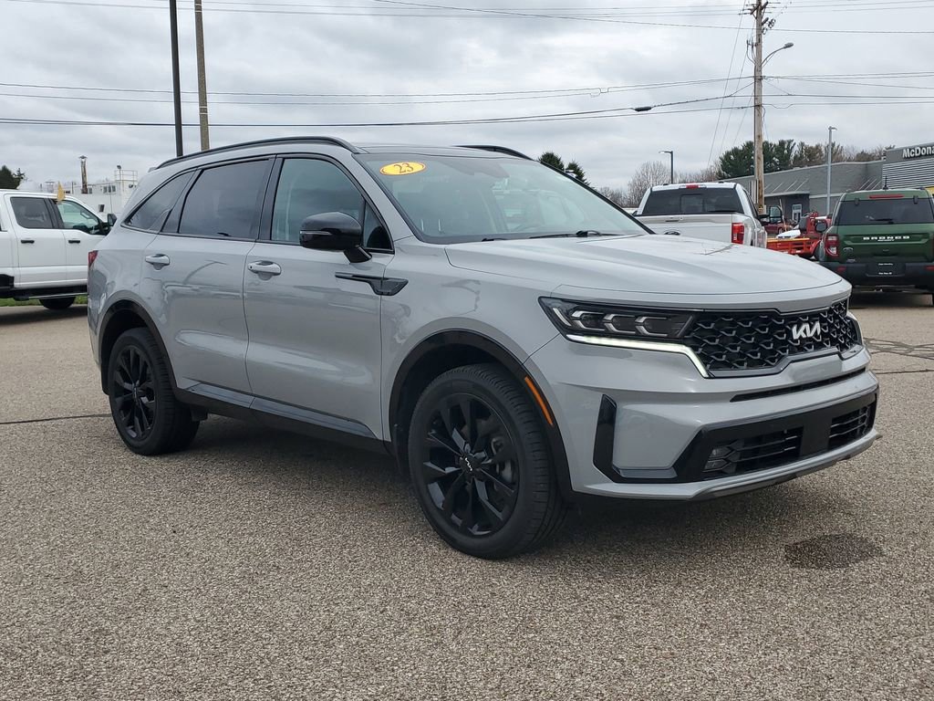 Used 2023 Kia Sorento SX AWD/4WD image 5