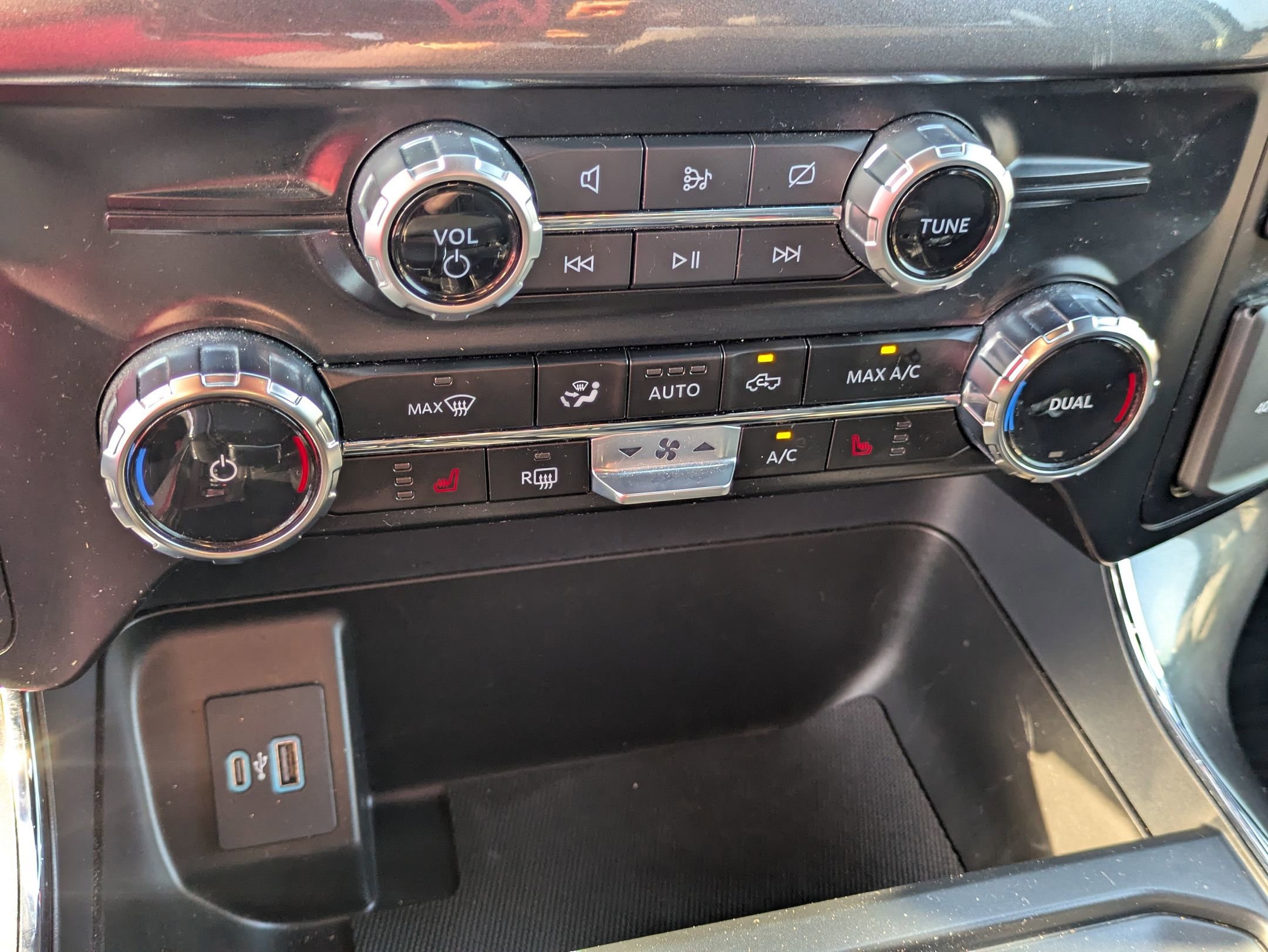 Certified 2023 Ford F150 XLT w/ Equipment Group 302A High image 27