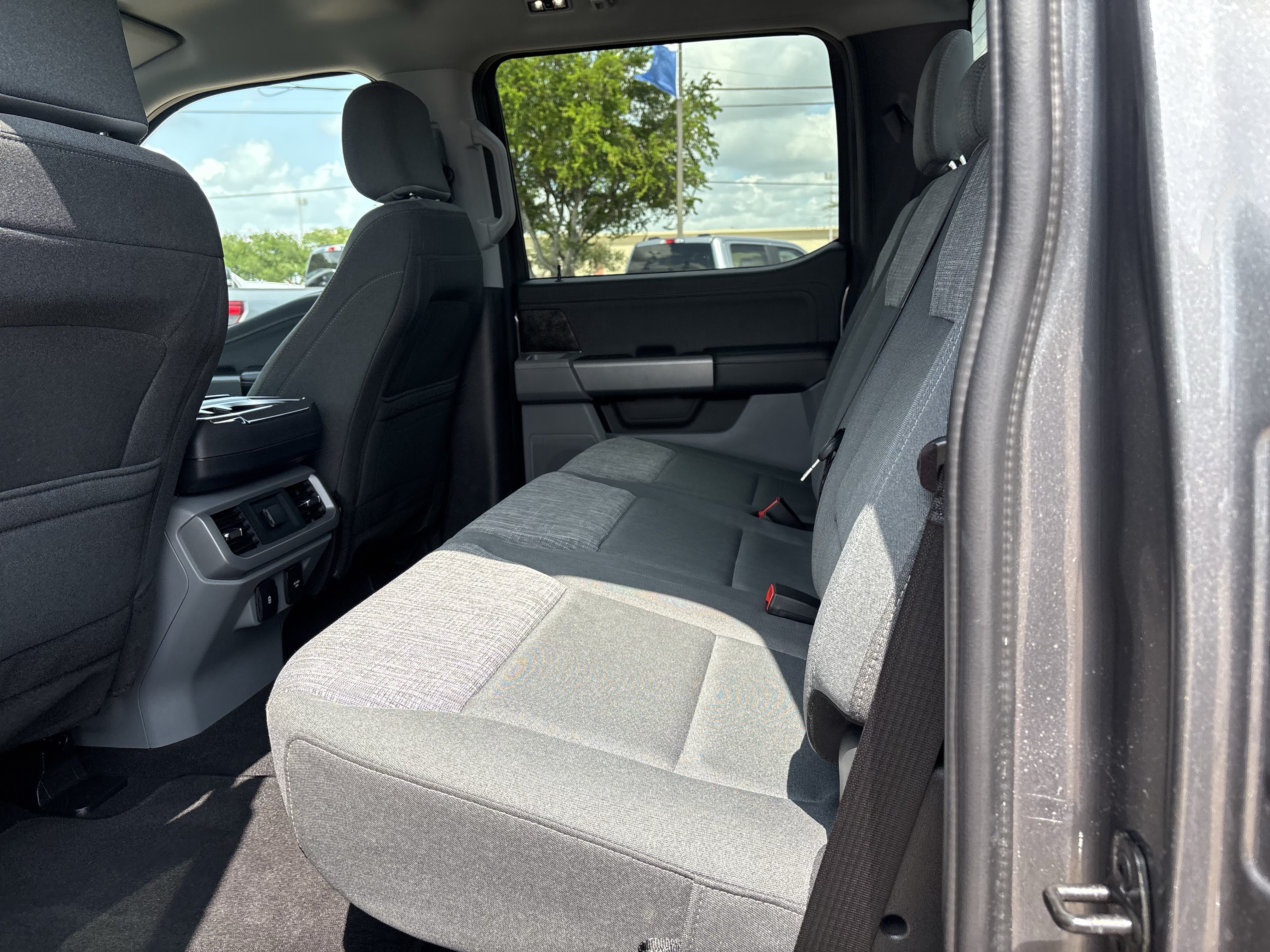 Certified 2023 Ford F150 Lightning XLT AWD/4WD image 15