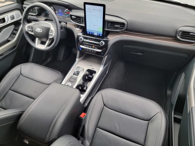 Certified 2023 Ford Explorer Limited w/ Limited Technology Package AWD/4WD image 40