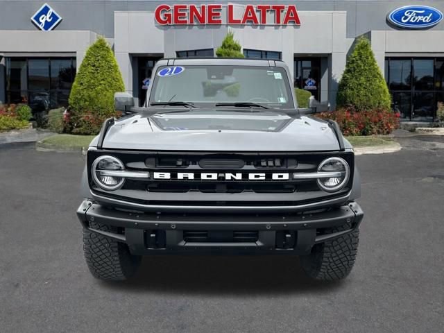 Certified 2021 Ford Bronco Outer Banks w/ Sasquatch Package AWD/4WD image 8