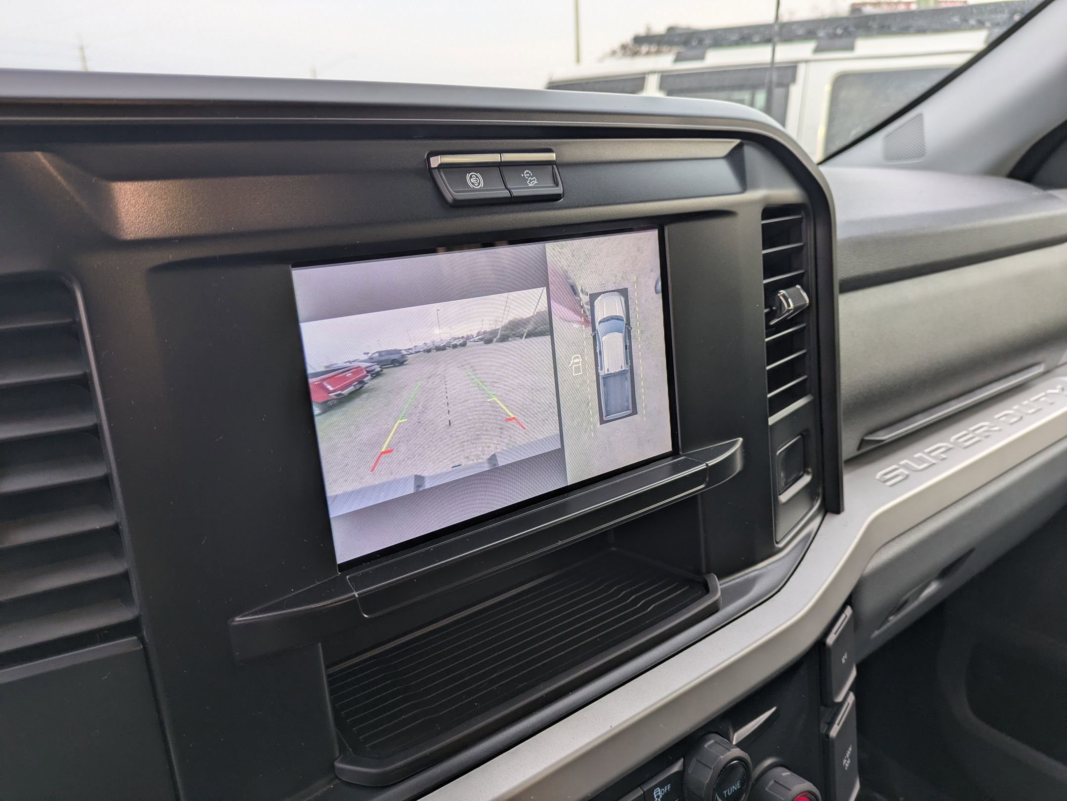 Certified 2025 Ford F450 XLT w/ 360-Degree Camera Package image 26