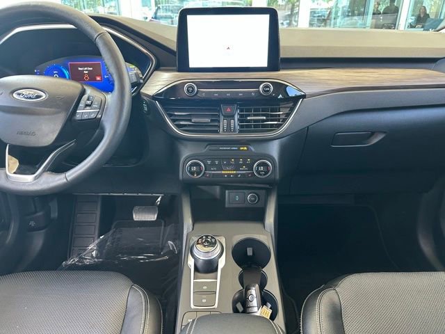 Certified 2020 Ford Escape Titanium FWD image 16