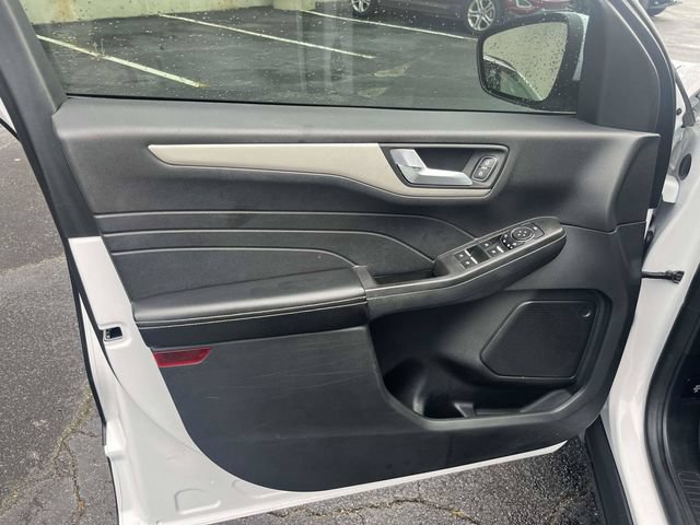 Certified 2021 Ford Escape SE FWD image 18