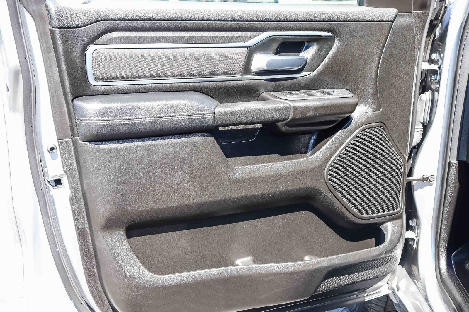 Used 2025 RAM 1500 Big Horn AWD/4WD image 21