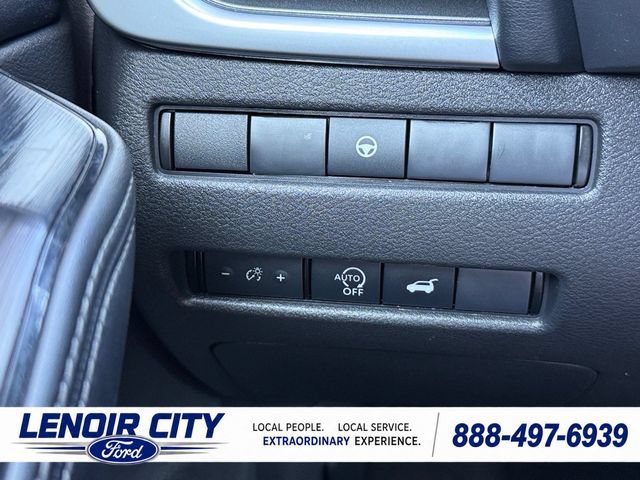 Used 2024 Nissan Rogue SV FWD image 19
