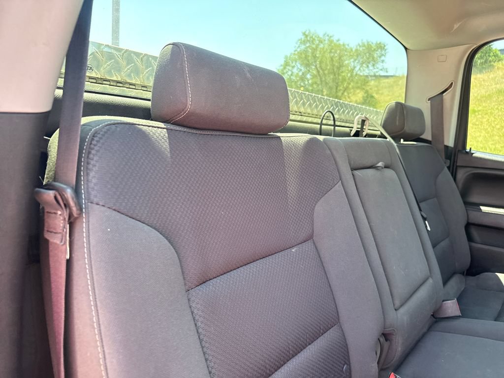 Used 2018 Chevrolet Silverado 2500 LT AWD/4WD image 23