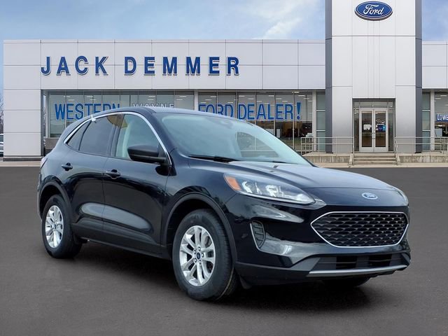Certified 2022 Ford Escape SE w/ Convenience Package